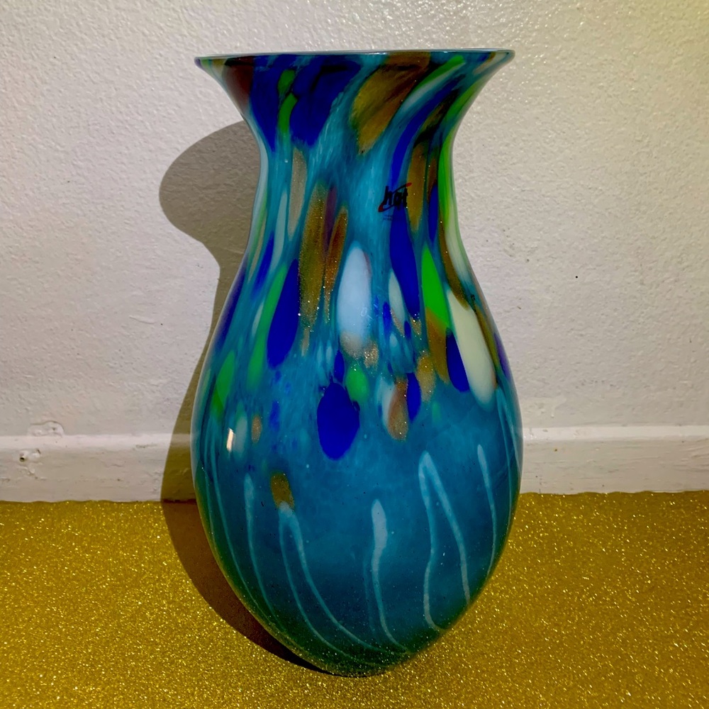 Glass vase
